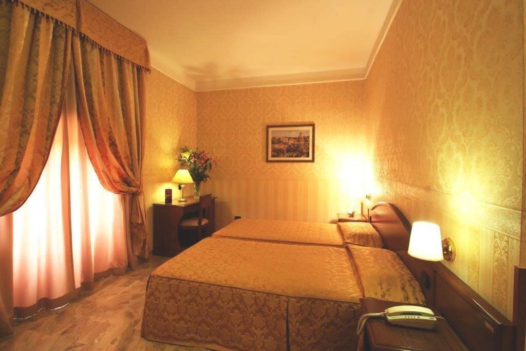 Hotel Orazia Рим Экстерьер фото