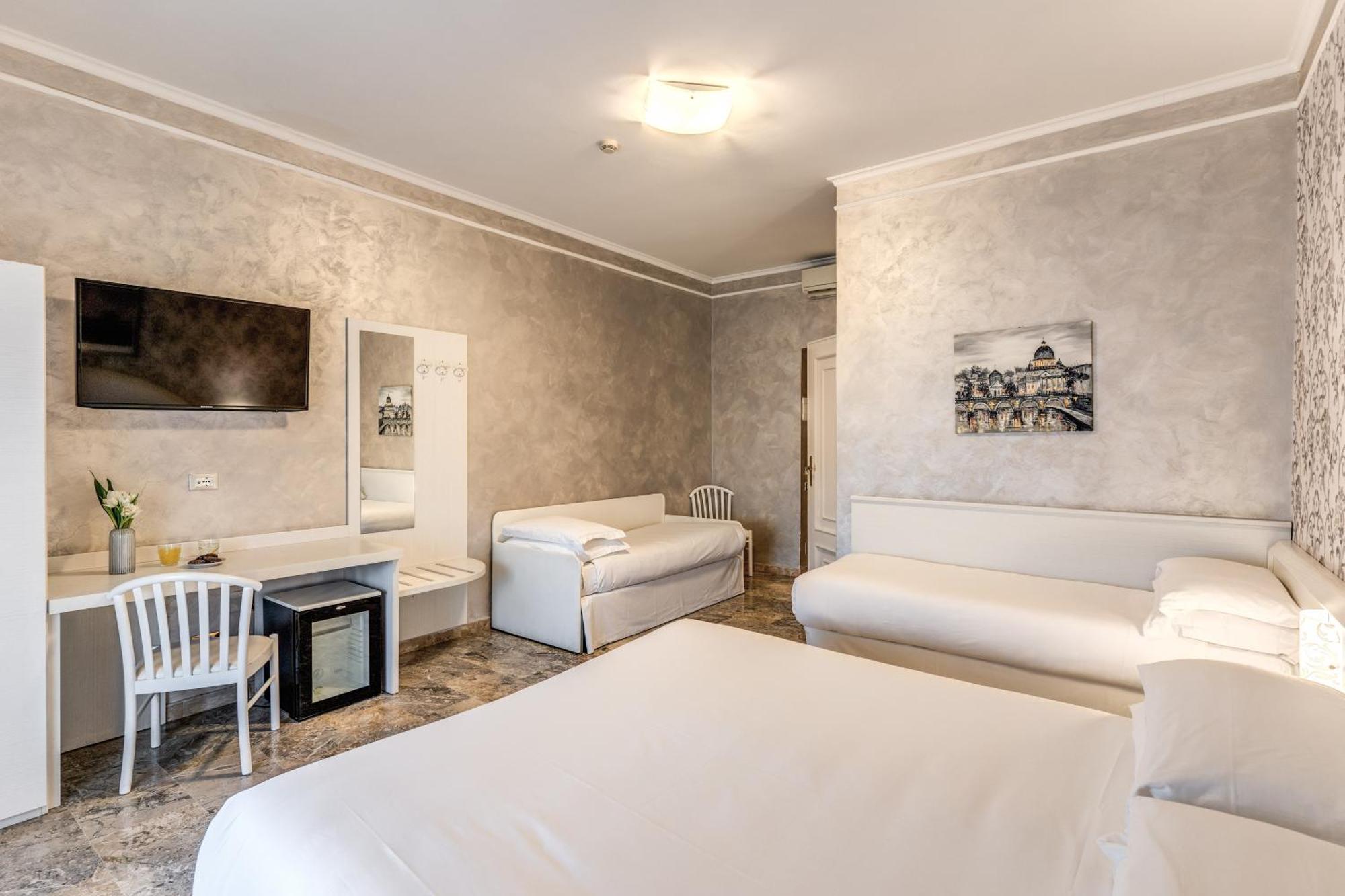 Hotel Orazia Рим Экстерьер фото