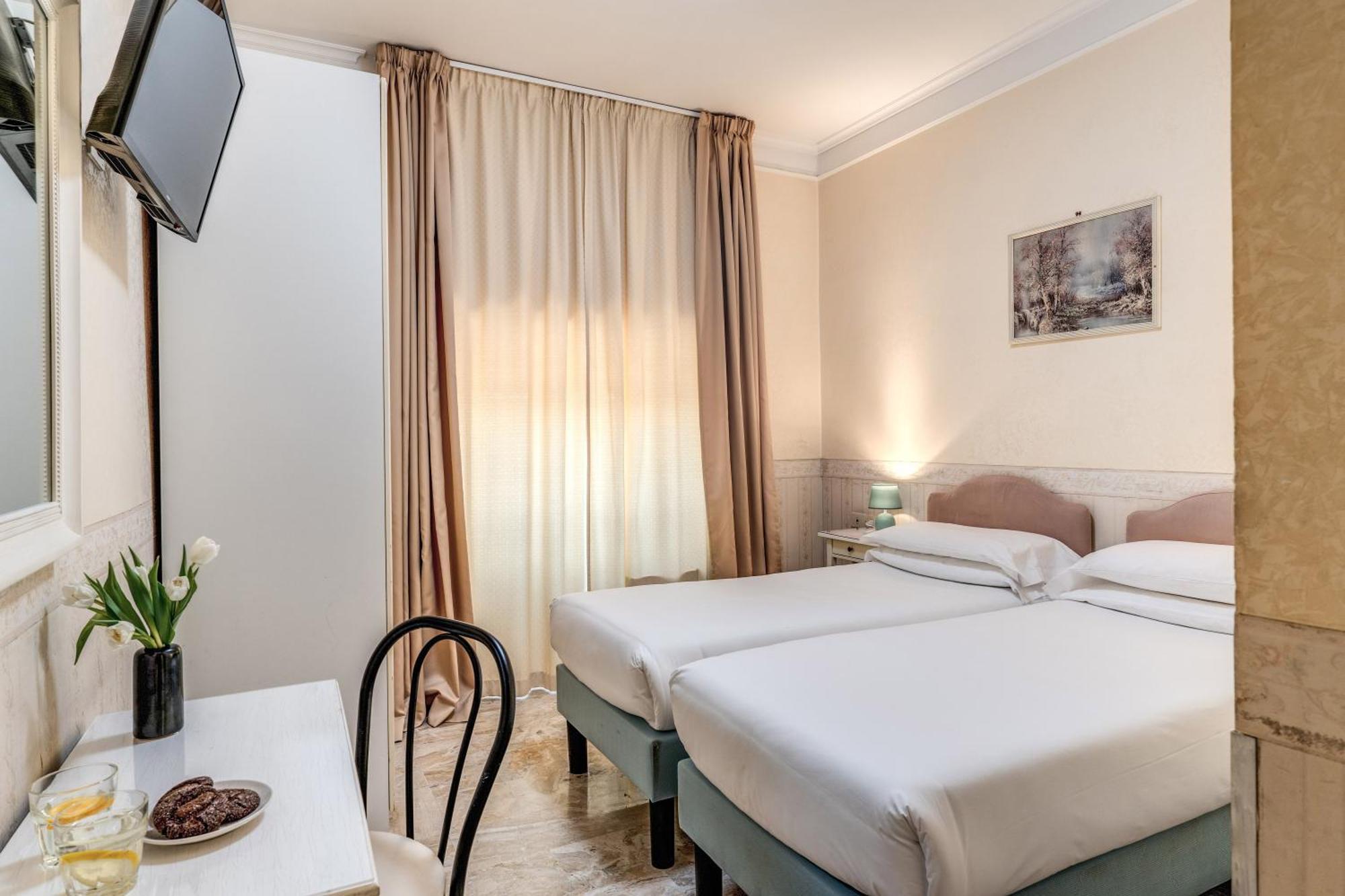 Hotel Orazia Рим Экстерьер фото
